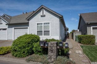 Single Family Residence,  Tommy Dorsey court, Windsor, CA 95492 - 2