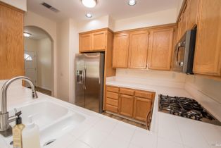 Single Family Residence,  Tommy Dorsey court, Windsor, CA 95492 - 12