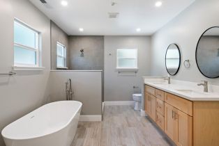 Single Family Residence,  Fair Oaks court, Santa Rosa, CA 95404 - 17