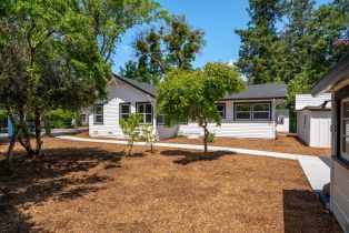 Single Family Residence,  Fair Oaks court, Santa Rosa, CA 95404 - 25