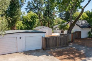 Single Family Residence,  Fair Oaks court, Santa Rosa, CA 95404 - 3