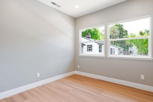 Single Family Residence,  Fair Oaks court, Santa Rosa, CA 95404 - 35