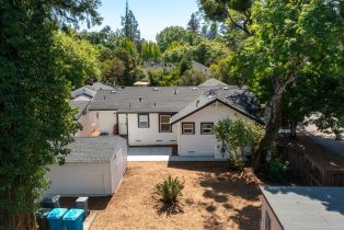 Single Family Residence,  Fair Oaks court, Santa Rosa, CA 95404 - 5