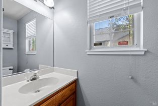Single Family Residence,  Howard drive, Windsor, CA 95492 - 5
