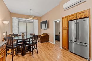 Condominium,  Doubles drive, Santa Rosa, CA 95407 - 6