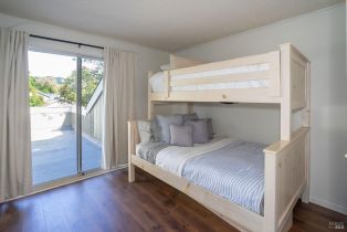 Single Family Residence,  Avenida De Las Brisas street, Santa Rosa, CA 95405 - 8