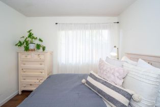 Single Family Residence,  Avenida De Las Brisas street, Santa Rosa, CA 95405 - 40