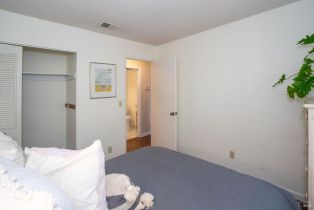 Single Family Residence,  Avenida De Las Brisas street, Santa Rosa, CA 95405 - 43