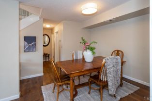 Single Family Residence,  Avenida De Las Brisas street, Santa Rosa, CA 95405 - 38