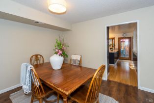 Single Family Residence,  Avenida De Las Brisas street, Santa Rosa, CA 95405 - 37