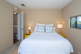 Single Family Residence,  Avenida De Las Brisas street, Santa Rosa, CA 95405 - 45