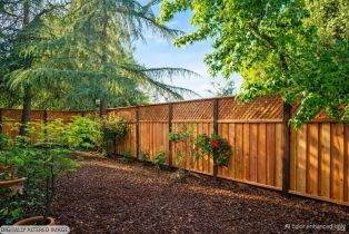 Single Family Residence,  Avenida De Las Brisas street, Santa Rosa, CA 95405 - 12