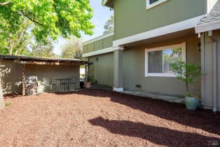 Single Family Residence,  Avenida De Las Brisas street, Santa Rosa, CA 95405 - 64