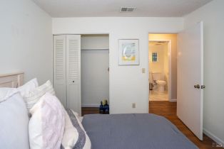 Single Family Residence,  Avenida De Las Brisas street, Santa Rosa, CA 95405 - 42