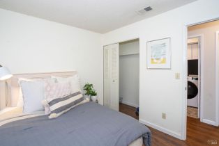 Single Family Residence,  Avenida De Las Brisas street, Santa Rosa, CA 95405 - 41