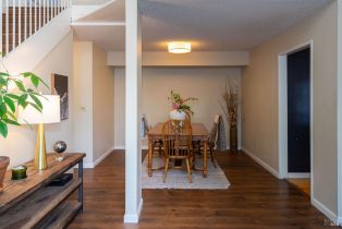 Single Family Residence,  Avenida De Las Brisas street, Santa Rosa, CA 95405 - 27