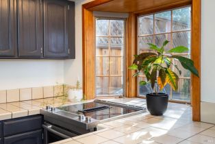 Single Family Residence,  Avenida De Las Brisas street, Santa Rosa, CA 95405 - 24
