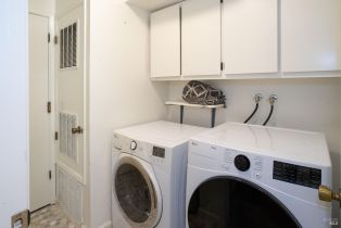 Single Family Residence,  Avenida De Las Brisas street, Santa Rosa, CA 95405 - 44