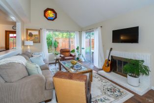 Single Family Residence,  Avenida De Las Brisas street, Santa Rosa, CA 95405 - 29
