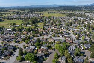 Single Family Residence,  Lujo court, Santa Rosa, CA 95403 - 37