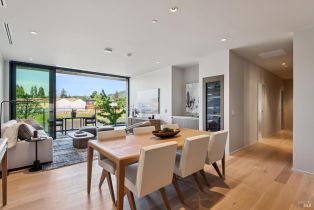Condominium,  Sawmilll circle, Healdsburg, CA 95448 - 4