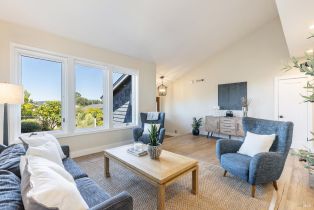 Single Family Residence,  Oakmont court, Napa, CA 94559 - 4