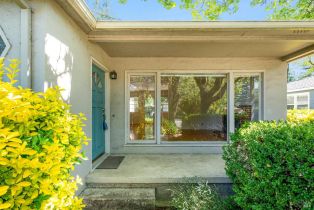 Single Family Residence,  Stewart street, Santa Rosa, CA 95404 - 3
