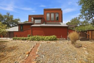 Single Family Residence, 26807 Oak Knoll Ter, Cloverdale, CA  Cloverdale, CA 95425