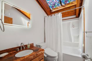 Single Family Residence,  Oak Knoll terrace, Cloverdale, CA 95425 - 32