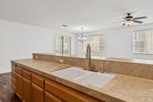 Condominium,  Johnson street, Windsor, CA 95492 - 12
