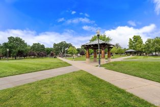 Condominium,  Johnson street, Windsor, CA 95492 - 32