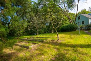 Single Family Residence,  Yule Tree lane, Sebastopol, CA 95472 - 9