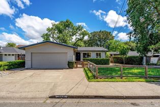 Single Family Residence, 382 Dechene Ave, Sonoma, CA  Sonoma, CA 95476