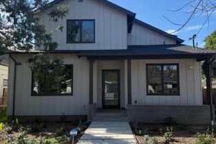 Single Family Residence, 535 Fitch St, Healdsburg, CA  Healdsburg, CA 95448