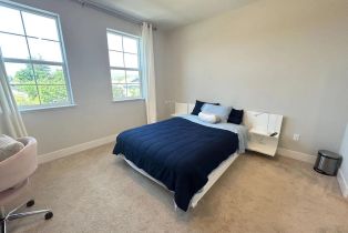 Townhouse,  Pear Tree terrace, Napa, CA 94558 - 4