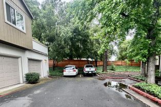 Condominium,  Westberry drive, Santa Rosa, CA 95403 - 4