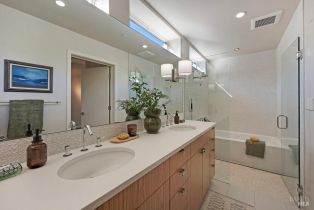 Single Family Residence,  Long Acres place, Healdsburg, CA 95448 - 16