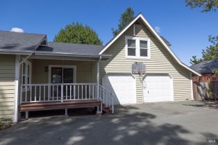 Single Family Residence,  College avenue, Santa Rosa, CA 95401 - 4