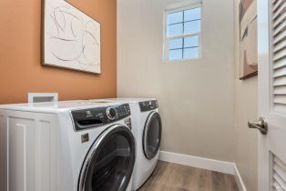 Single Family Residence,  Courtney avenue, Santa Rosa, CA 95403 - 7