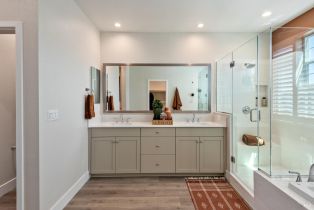 Single Family Residence,  Courtney avenue, Santa Rosa, CA 95403 - 5
