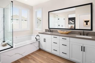 Single Family Residence,  Courtney avenue, Santa Rosa, CA 95403 - 6