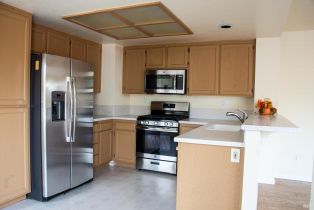 Single Family Residence,  Edinburgh court, Windsor, CA 95492 - 10