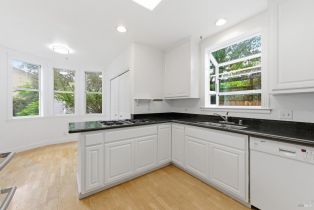 Single Family Residence,  Calistoga avenue, Napa, CA 94559 - 18