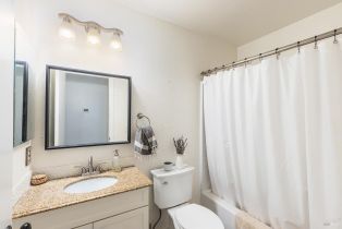 Single Family Residence,  Claudius way, Windsor, CA 95492 - 19