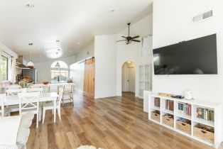 Single Family Residence,  Claudius way, Windsor, CA 95492 - 5