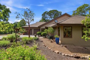 Single Family Residence,  Woodcliff court, Santa Rosa, CA 95405 - 2