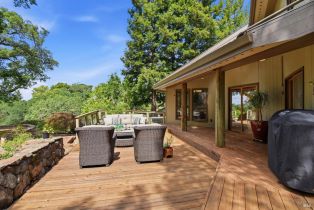 Single Family Residence,  Woodcliff court, Santa Rosa, CA 95405 - 34