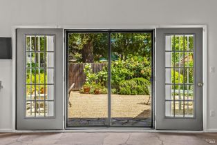 Single Family Residence,  Oak Leaf court, Yountville, CA 94599 - 9