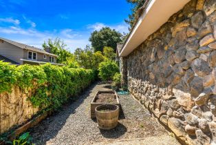 Single Family Residence,  Oak Leaf court, Yountville, CA 94599 - 33