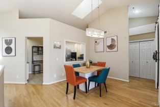 Condominium,  Stonefield lane, Santa Rosa, CA 95403 - 6